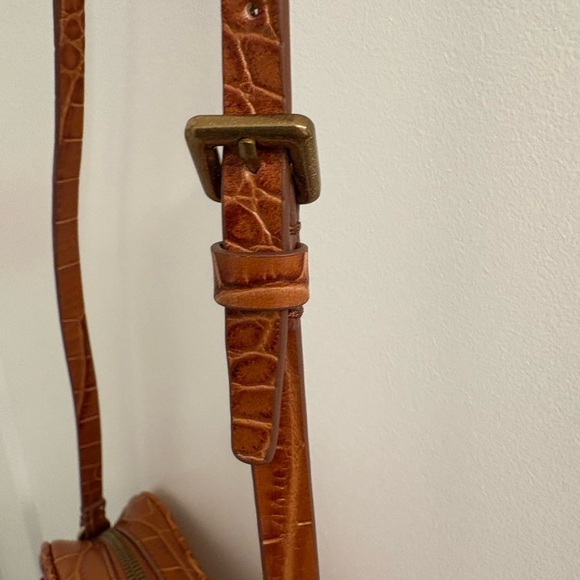 J. Crew Mini Leather Signet Camera Bag in Pink Yellow Brown Embossed Croc - Picture 6 of 16